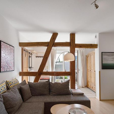 Ferienwohnung 'Alte Schule' นีนฮาเกิน ภายนอก รูปภาพ